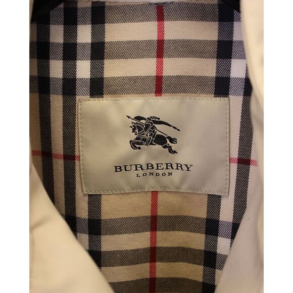 Burberry Double Breasted Rain Coat with Belt in Beige Polyester - Picture 3 of 3